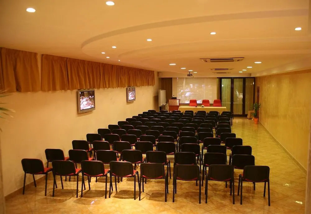 Ranch Palace Hotel Νάπολη