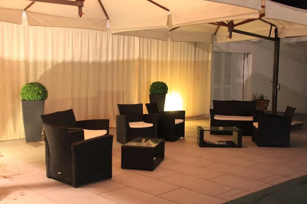 Ranch Palace Hotel Νάπολη