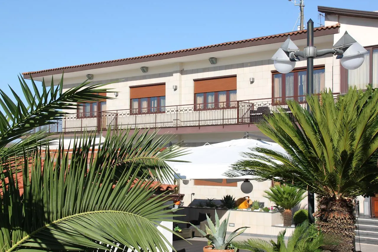 Ranch Palace Hotel Νάπολη