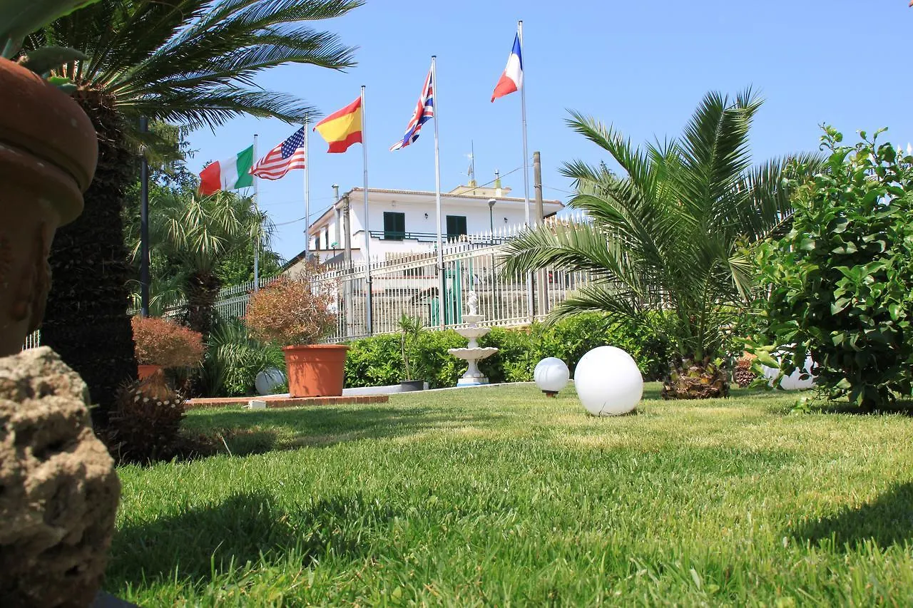 Ranch Palace Hotel Νάπολη